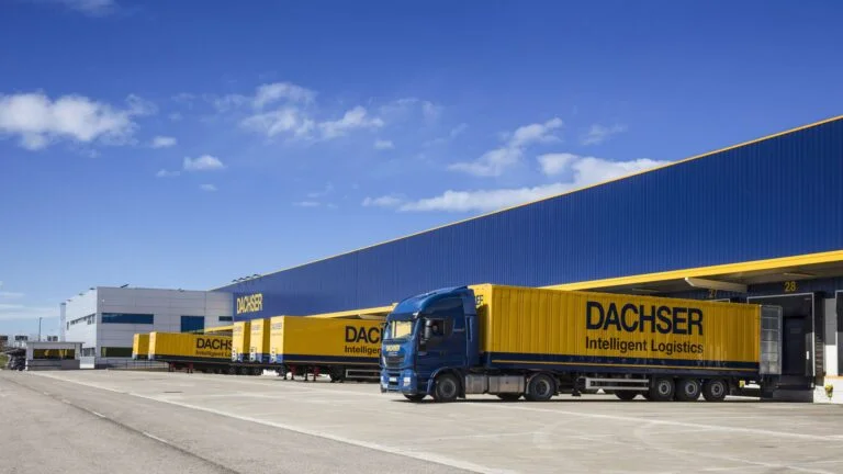 Eine DACHSER Niederlassung in Spanien, in Barcelona - stellvertretend für DACHSERs Baustandard auf der iberischen Halbinsel.